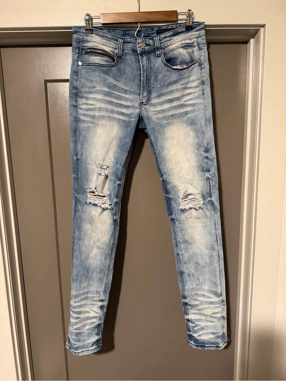 Slim Fit Men’s Washed Light Blue Skinny Jeans